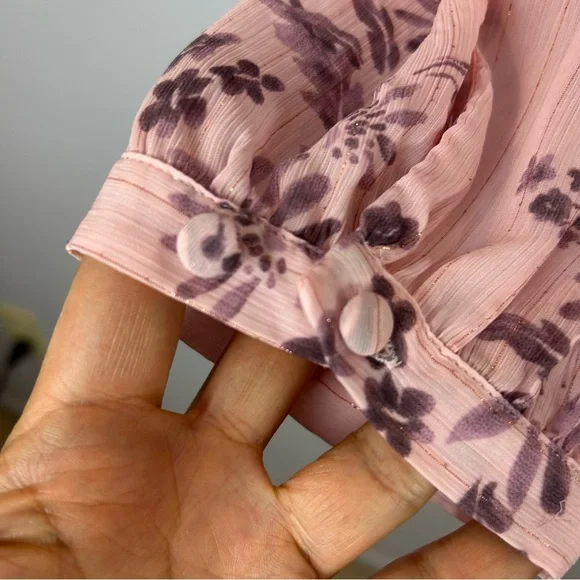 Torrid Crinkle Chiffon Pink Peasant Lurex Sheered Long Sleeve Blouse Size 1 - Picture 6 of 11